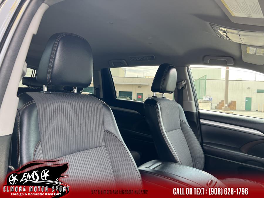 2017 Toyota Highlander LE V6 AWD (Natl), available for sale in Elizabeth, New Jersey | Elmora Motor Sports. Elizabeth, New Jersey 2017 Toyota Highlander LE V6 AWD (Natl), available for sale in Elizabeth, New Jersey | Elmora Motor Sports. Elizabeth, New Jersey