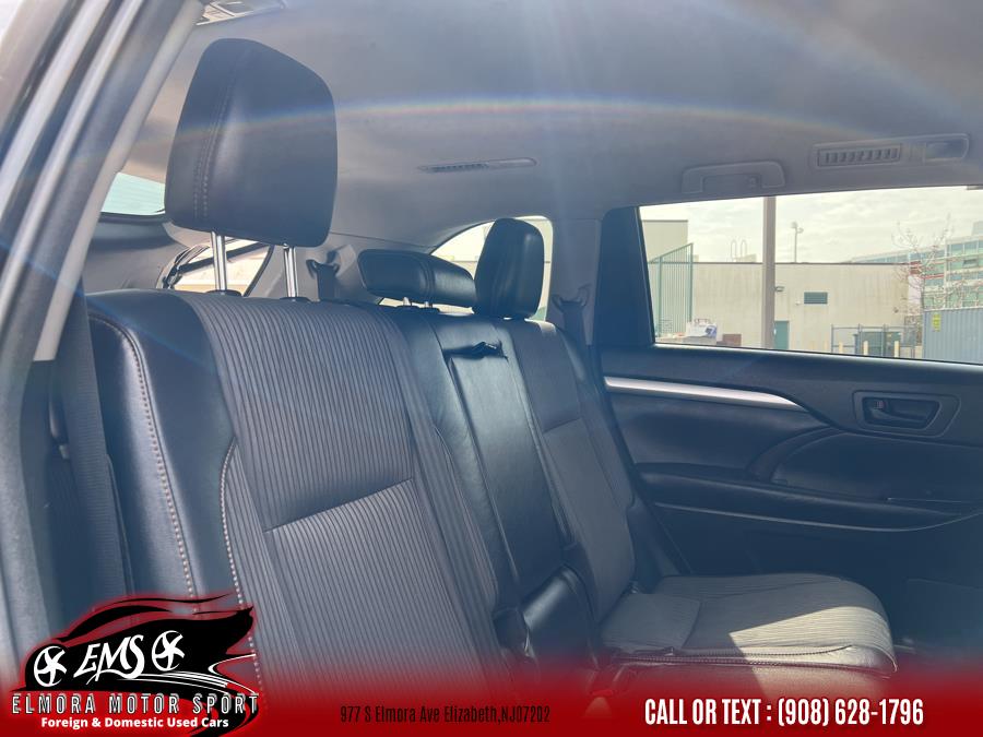2017 Toyota Highlander LE V6 AWD (Natl), available for sale in Elizabeth, New Jersey | Elmora Motor Sports. Elizabeth, New Jersey 2017 Toyota Highlander LE V6 AWD (Natl), available for sale in Elizabeth, New Jersey | Elmora Motor Sports. Elizabeth, New Jersey