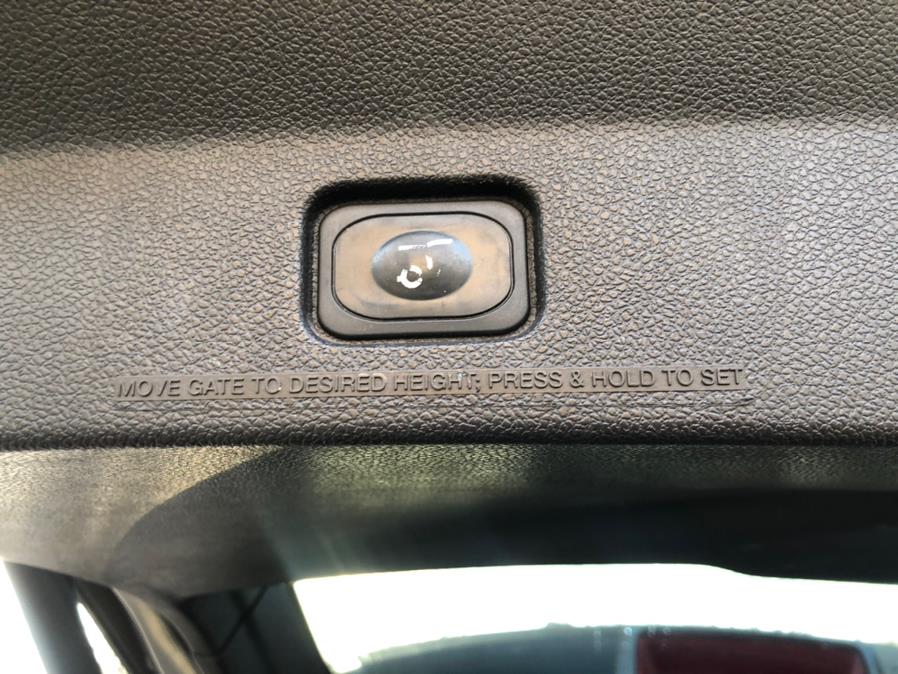 2015 Ford Explorer 4WD 4dr XLT, available for sale in Irvington, New Jersey | Elis Motors Corp. Irvington, New Jersey 2015 Ford Explorer 4WD 4dr XLT, available for sale in Irvington, New Jersey | Elis Motors Corp. Irvington, New Jersey
