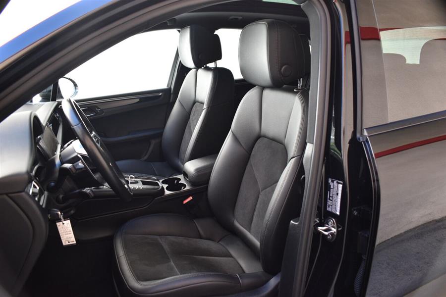 2021 Porsche Macan Base AWD 4dr SUV, available for sale in Great Neck, New York | Camy Cars. Great Neck, New York 2021 Porsche Macan Base AWD 4dr SUV, available for sale in Great Neck, New York | Camy Cars. Great Neck, New York