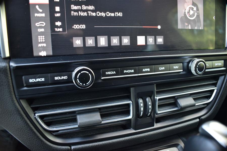 2021 Porsche Macan Base AWD 4dr SUV, available for sale in Great Neck, New York | Camy Cars. Great Neck, New York 2021 Porsche Macan Base AWD 4dr SUV, available for sale in Great Neck, New York | Camy Cars. Great Neck, New York