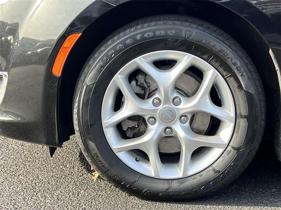 2020 Chrysler Pacifica Limited, available for sale in Wantagh, New York | Wantagh Certified. Wantagh, New York 2020 Chrysler Pacifica Limited, available for sale in Wantagh, New York | Wantagh Certified. Wantagh, New York