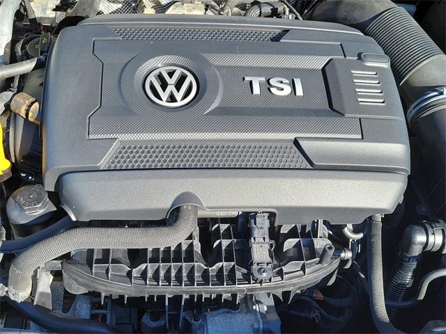 2016 Volkswagen Golf Gti S, available for sale in Stratford, Connecticut | Wiz Leasing Inc. Stratford, Connecticut 2016 Volkswagen Golf Gti S, available for sale in Stratford, Connecticut | Wiz Leasing Inc. Stratford, Connecticut