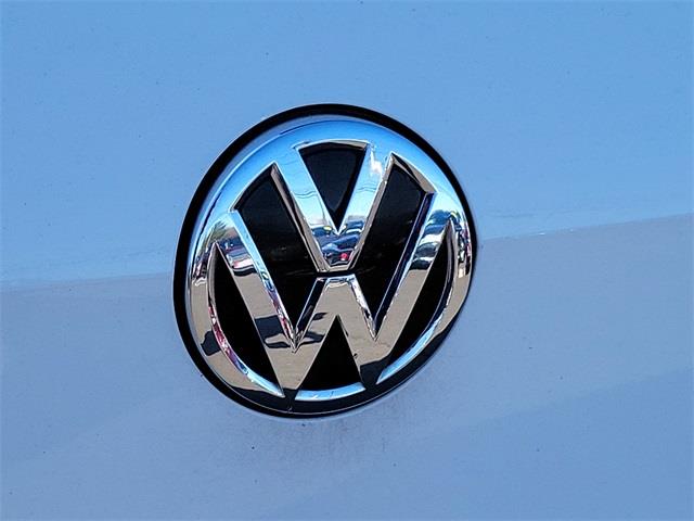 2016 Volkswagen Golf Gti S, available for sale in Stratford, Connecticut | Wiz Leasing Inc. Stratford, Connecticut 2016 Volkswagen Golf Gti S, available for sale in Stratford, Connecticut | Wiz Leasing Inc. Stratford, Connecticut