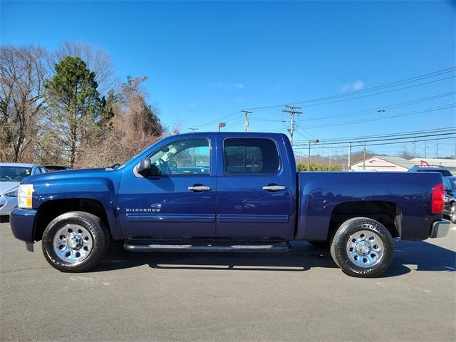 2011 Chevrolet Silverado 1500 LS, available for sale in Stratford, Connecticut | Wiz Leasing Inc. Stratford, Connecticut 2011 Chevrolet Silverado 1500 LS, available for sale in Stratford, Connecticut | Wiz Leasing Inc. Stratford, Connecticut