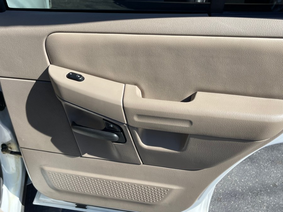 2005 Ford Explorer 4dr 114" WB 4.0L XLT 4WD, available for sale in Huntington Station, New York | My Auto Inc.. Huntington Station, New York 2005 Ford Explorer 4dr 114" WB 4.0L XLT 4WD, available for sale in Huntington Station, New York | My Auto Inc.. Huntington Station, New York