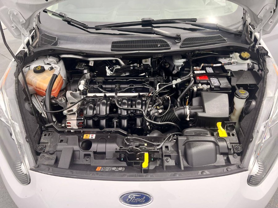 2015 Ford Fiesta 4dr Sdn S, available for sale in Santa Ana, California | Auto Max Of Santa Ana. Santa Ana, California 2015 Ford Fiesta 4dr Sdn S, available for sale in Santa Ana, California | Auto Max Of Santa Ana. Santa Ana, California