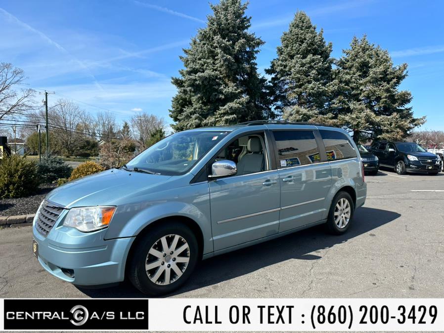 2010 Chrysler Town & Country 4dr Wgn Touring Plus, available for sale in East Windsor, Connecticut | Central A/S LLC. East Windsor, Connecticut 2010 Chrysler Town & Country 4dr Wgn Touring Plus, available for sale in East Windsor, Connecticut | Central A/S LLC. East Windsor, Connecticut