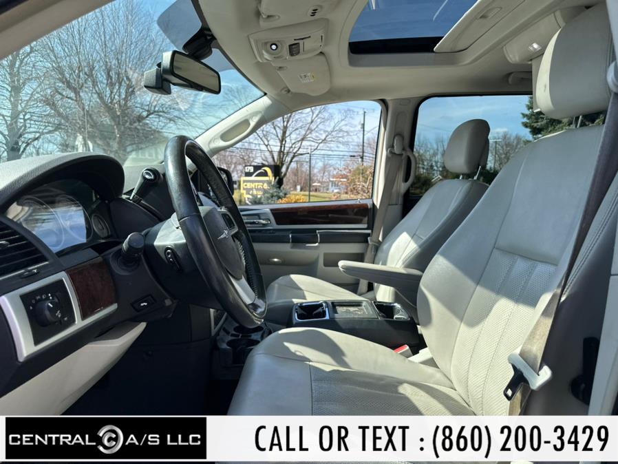 2010 Chrysler Town & Country 4dr Wgn Touring Plus, available for sale in East Windsor, Connecticut | Central A/S LLC. East Windsor, Connecticut 2010 Chrysler Town & Country 4dr Wgn Touring Plus, available for sale in East Windsor, Connecticut | Central A/S LLC. East Windsor, Connecticut