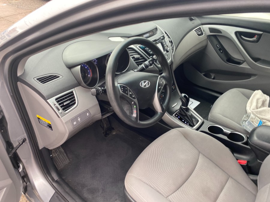 2014 Hyundai Elantra 4dr Sdn Auto SE (Ulsan Plant), available for sale in Middle Village, New York | Middle Village Motors . Middle Village, New York 2014 Hyundai Elantra 4dr Sdn Auto SE (Ulsan Plant), available for sale in Middle Village, New York | Middle Village Motors . Middle Village, New York