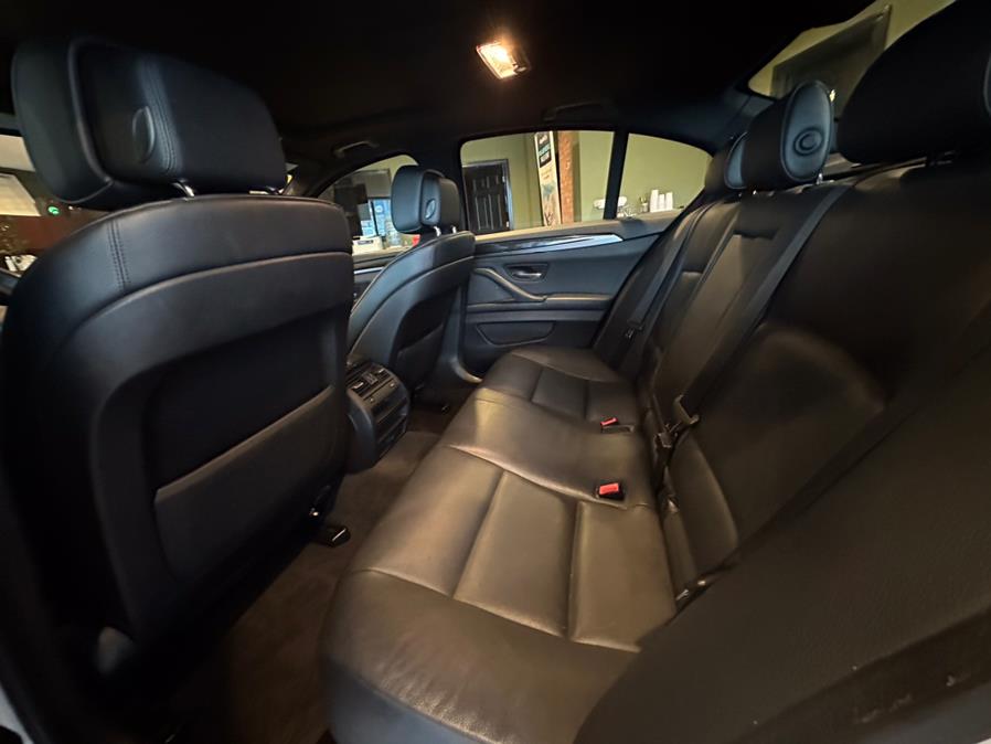2013 BMW 5 Series 4dr Sdn 535i xDrive AWD, available for sale in West Hartford, Connecticut | AutoMax. West Hartford, Connecticut 2013 BMW 5 Series 4dr Sdn 535i xDrive AWD, available for sale in West Hartford, Connecticut | AutoMax. West Hartford, Connecticut