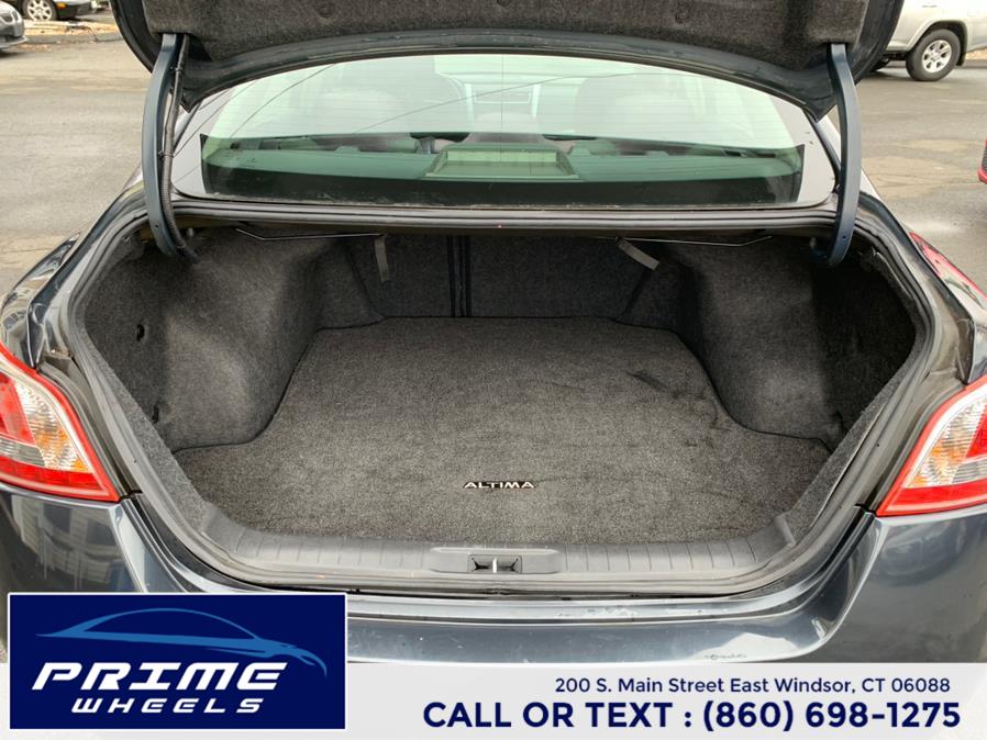 2013 Nissan Altima 4dr Sdn I4 2.5 SV *Ltd Avail*, available for sale in East Windsor, Connecticut | Prime Wheels. East Windsor, Connecticut 2013 Nissan Altima 4dr Sdn I4 2.5 SV *Ltd Avail*, available for sale in East Windsor, Connecticut | Prime Wheels. East Windsor, Connecticut