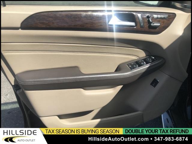 2013 Mercedes-benz M-class ML 350, available for sale in Jamaica, New York | Hillside Auto Outlet. Jamaica, New York 2013 Mercedes-benz M-class ML 350, available for sale in Jamaica, New York | Hillside Auto Outlet. Jamaica, New York