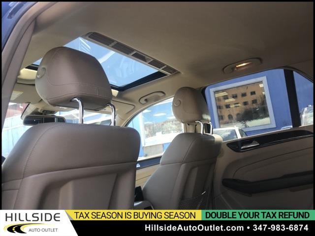2013 Mercedes-benz M-class ML 350, available for sale in Jamaica, New York | Hillside Auto Outlet. Jamaica, New York 2013 Mercedes-benz M-class ML 350, available for sale in Jamaica, New York | Hillside Auto Outlet. Jamaica, New York