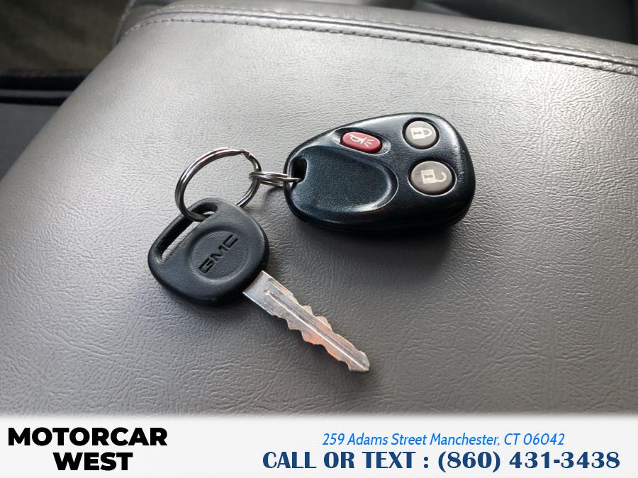 2003 GMC Yukon XL Denali 4dr 1500 AWD, available for sale in Manchester, Connecticut | Motorcar West. Manchester, Connecticut 2003 GMC Yukon XL Denali 4dr 1500 AWD, available for sale in Manchester, Connecticut | Motorcar West. Manchester, Connecticut