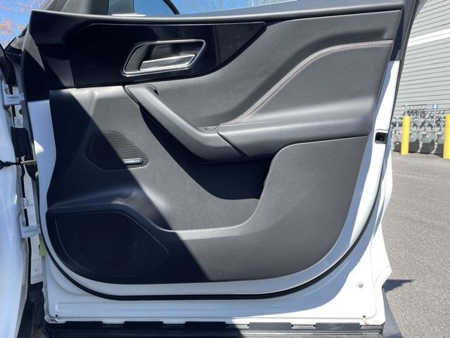 2018 Jaguar F-pace 30t Prestige, available for sale in Brookfield, Connecticut | Blasius Federal Road. Brookfield, Connecticut 2018 Jaguar F-pace 30t Prestige, available for sale in Brookfield, Connecticut | Blasius Federal Road. Brookfield, Connecticut