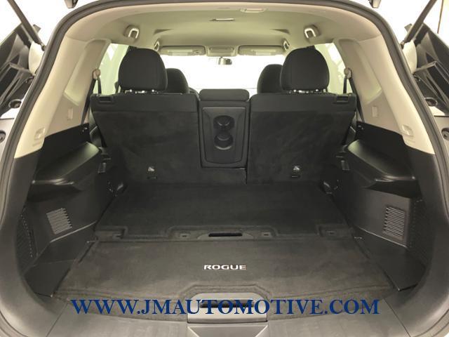 2017 Nissan Rogue 2017.5 AWD SV, available for sale in Naugatuck, Connecticut | J&M Automotive Sls&Svc LLC. Naugatuck, Connecticut 2017 Nissan Rogue 2017.5 AWD SV, available for sale in Naugatuck, Connecticut | J&M Automotive Sls&Svc LLC. Naugatuck, Connecticut
