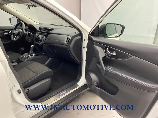 2017 Nissan Rogue 2017.5 AWD SV, available for sale in Naugatuck, Connecticut | J&M Automotive Sls&Svc LLC. Naugatuck, Connecticut 2017 Nissan Rogue 2017.5 AWD SV, available for sale in Naugatuck, Connecticut | J&M Automotive Sls&Svc LLC. Naugatuck, Connecticut