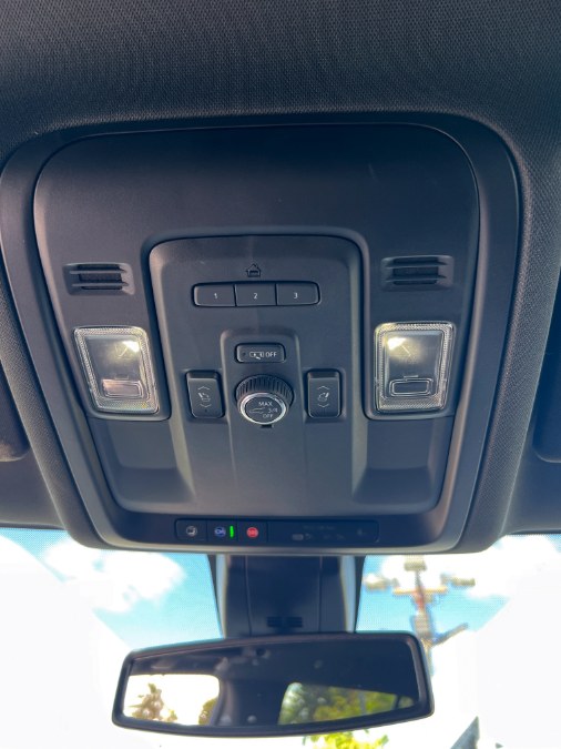 2021 Chevrolet Suburban 2WD 4dr Premier, available for sale in Miami, Florida | 26 Motors Miami. Miami, Florida 2021 Chevrolet Suburban 2WD 4dr Premier, available for sale in Miami, Florida | 26 Motors Miami. Miami, Florida
