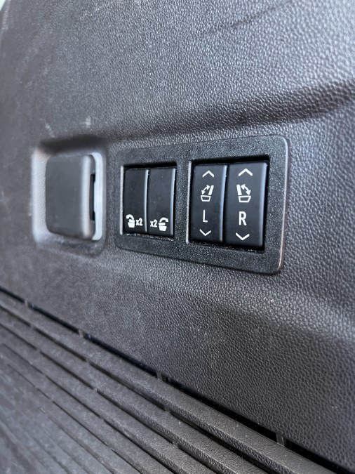 2021 Chevrolet Suburban 2WD 4dr Premier, available for sale in Miami, Florida | 26 Motors Miami. Miami, Florida 2021 Chevrolet Suburban 2WD 4dr Premier, available for sale in Miami, Florida | 26 Motors Miami. Miami, Florida