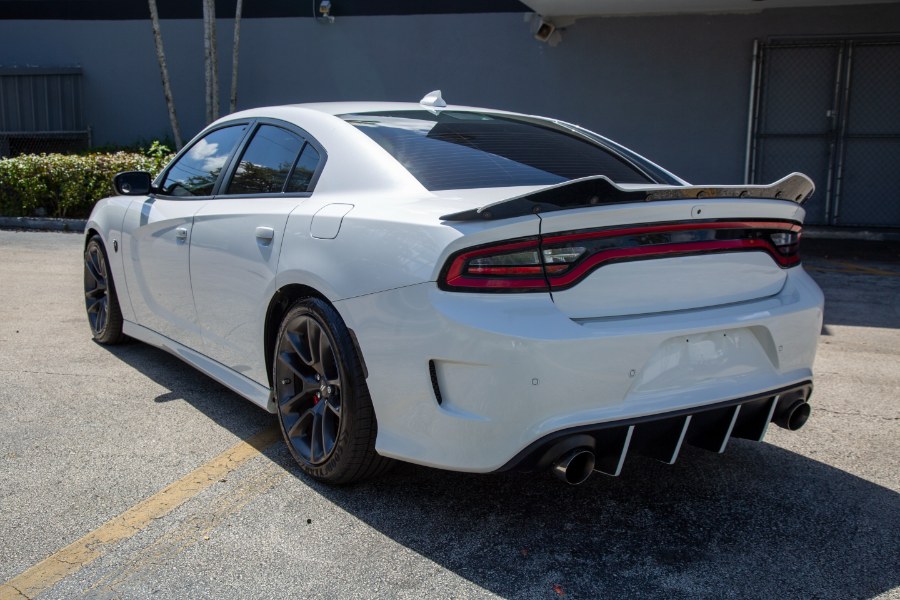 2016 Dodge Charger 4dr Sdn R/T Scat Pack RWD, available for sale in Miami, Florida | 26 Motors Miami. Miami, Florida 2016 Dodge Charger 4dr Sdn R/T Scat Pack RWD, available for sale in Miami, Florida | 26 Motors Miami. Miami, Florida