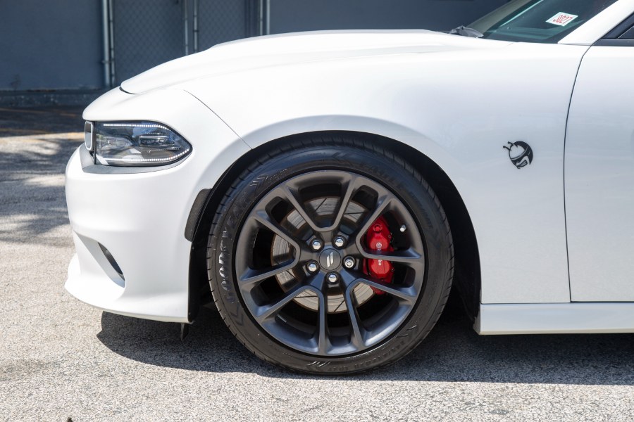 2016 Dodge Charger 4dr Sdn R/T Scat Pack RWD, available for sale in Miami, Florida | 26 Motors Miami. Miami, Florida 2016 Dodge Charger 4dr Sdn R/T Scat Pack RWD, available for sale in Miami, Florida | 26 Motors Miami. Miami, Florida