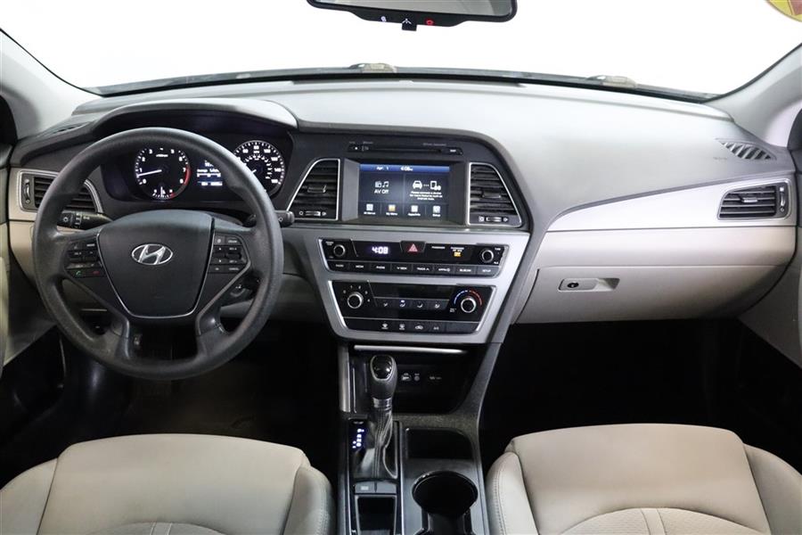 2016 Hyundai Sonata SE, available for sale in Paterson, New Jersey | Fast Track Motors. Paterson, New Jersey 2016 Hyundai Sonata SE, available for sale in Paterson, New Jersey | Fast Track Motors. Paterson, New Jersey
