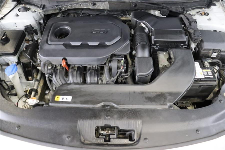 2016 Hyundai Sonata SE, available for sale in Paterson, New Jersey | Fast Track Motors. Paterson, New Jersey 2016 Hyundai Sonata SE, available for sale in Paterson, New Jersey | Fast Track Motors. Paterson, New Jersey