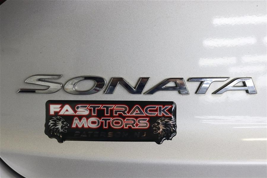 2016 Hyundai Sonata SE, available for sale in Paterson, New Jersey | Fast Track Motors. Paterson, New Jersey 2016 Hyundai Sonata SE, available for sale in Paterson, New Jersey | Fast Track Motors. Paterson, New Jersey