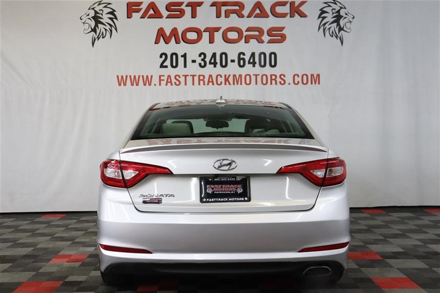 2016 Hyundai Sonata SE, available for sale in Paterson, New Jersey | Fast Track Motors. Paterson, New Jersey 2016 Hyundai Sonata SE, available for sale in Paterson, New Jersey | Fast Track Motors. Paterson, New Jersey