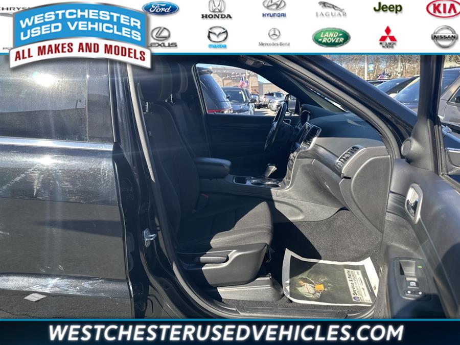 2021 Jeep Grand Cherokee Laredo E, available for sale in White Plains, New York | Westchester Used Vehicles. White Plains, New York 2021 Jeep Grand Cherokee Laredo E, available for sale in White Plains, New York | Westchester Used Vehicles. White Plains, New York