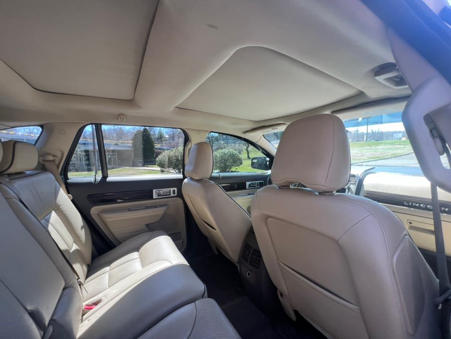 2010 Lincoln MKX AWD 4dr, available for sale in Waterbury, Connecticut | Platinum Auto Care. Waterbury, Connecticut 2010 Lincoln MKX AWD 4dr, available for sale in Waterbury, Connecticut | Platinum Auto Care. Waterbury, Connecticut