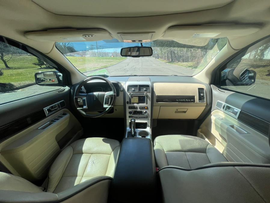 2010 Lincoln MKX AWD 4dr, available for sale in Waterbury, Connecticut | Platinum Auto Care. Waterbury, Connecticut 2010 Lincoln MKX AWD 4dr, available for sale in Waterbury, Connecticut | Platinum Auto Care. Waterbury, Connecticut