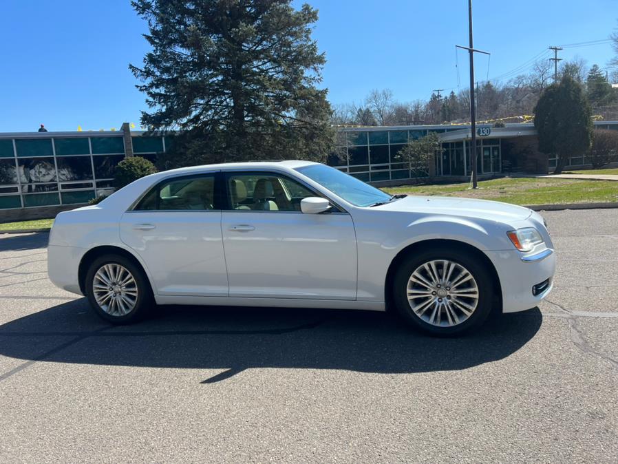 2013 Chrysler 300 4dr Sdn AWD, available for sale in Waterbury, Connecticut | Platinum Auto Care. Waterbury, Connecticut 2013 Chrysler 300 4dr Sdn AWD, available for sale in Waterbury, Connecticut | Platinum Auto Care. Waterbury, Connecticut