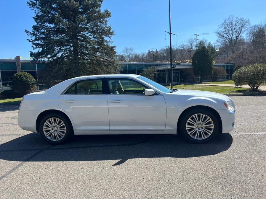 2013 Chrysler 300 4dr Sdn AWD, available for sale in Waterbury, Connecticut | Platinum Auto Care. Waterbury, Connecticut 2013 Chrysler 300 4dr Sdn AWD, available for sale in Waterbury, Connecticut | Platinum Auto Care. Waterbury, Connecticut