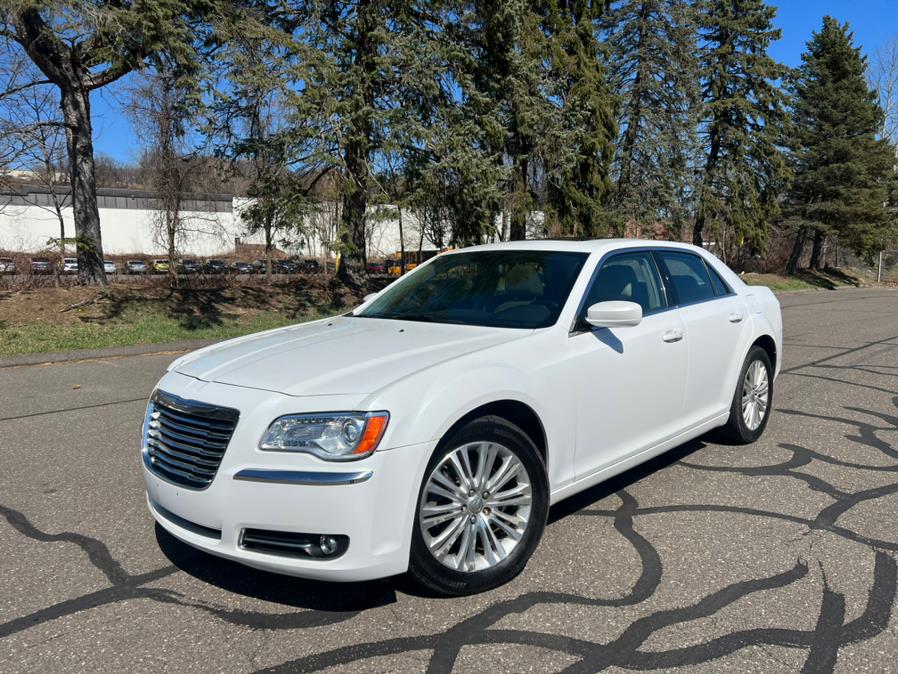 2013 Chrysler 300 4dr Sdn AWD, available for sale in Waterbury, Connecticut | Platinum Auto Care. Waterbury, Connecticut 2013 Chrysler 300 4dr Sdn AWD, available for sale in Waterbury, Connecticut | Platinum Auto Care. Waterbury, Connecticut