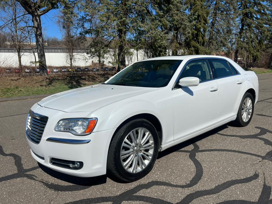 2013 Chrysler 300 4dr Sdn AWD, available for sale in Waterbury, Connecticut | Platinum Auto Care. Waterbury, Connecticut 2013 Chrysler 300 4dr Sdn AWD, available for sale in Waterbury, Connecticut | Platinum Auto Care. Waterbury, Connecticut