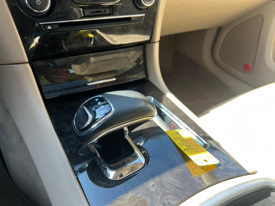 2013 Chrysler 300 4dr Sdn AWD, available for sale in Waterbury, Connecticut | Platinum Auto Care. Waterbury, Connecticut 2013 Chrysler 300 4dr Sdn AWD, available for sale in Waterbury, Connecticut | Platinum Auto Care. Waterbury, Connecticut