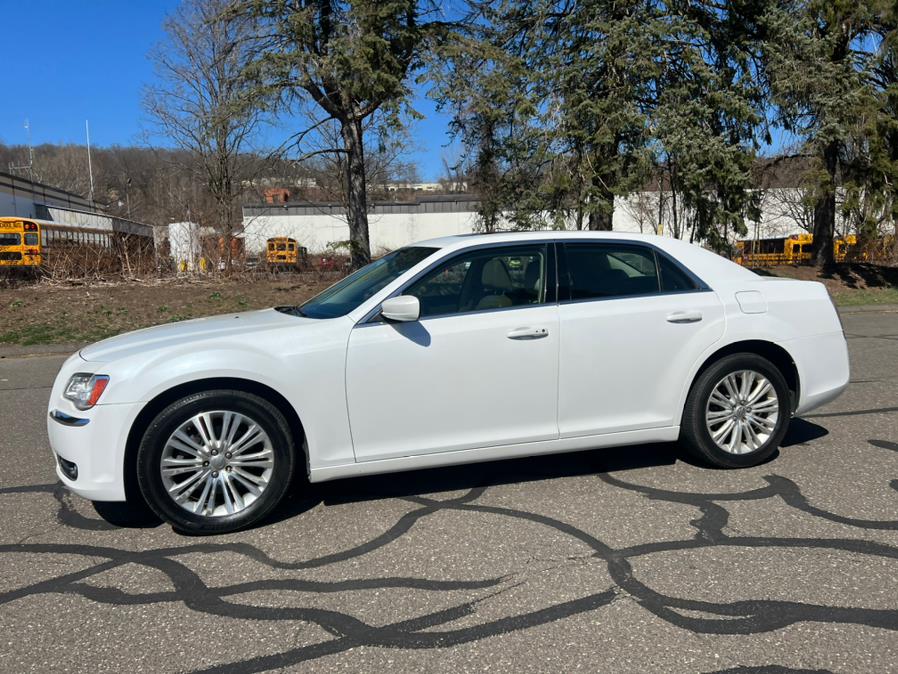 2013 Chrysler 300 4dr Sdn AWD, available for sale in Waterbury, Connecticut | Platinum Auto Care. Waterbury, Connecticut 2013 Chrysler 300 4dr Sdn AWD, available for sale in Waterbury, Connecticut | Platinum Auto Care. Waterbury, Connecticut