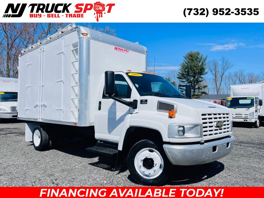 2005 Chevrolet CC4500 14 FEET DRY BOX + SIDE DOORS + V8 GAS + NO CDL, available for sale in South Amboy, New Jersey | NJ Truck Spot. South Amboy, New Jersey