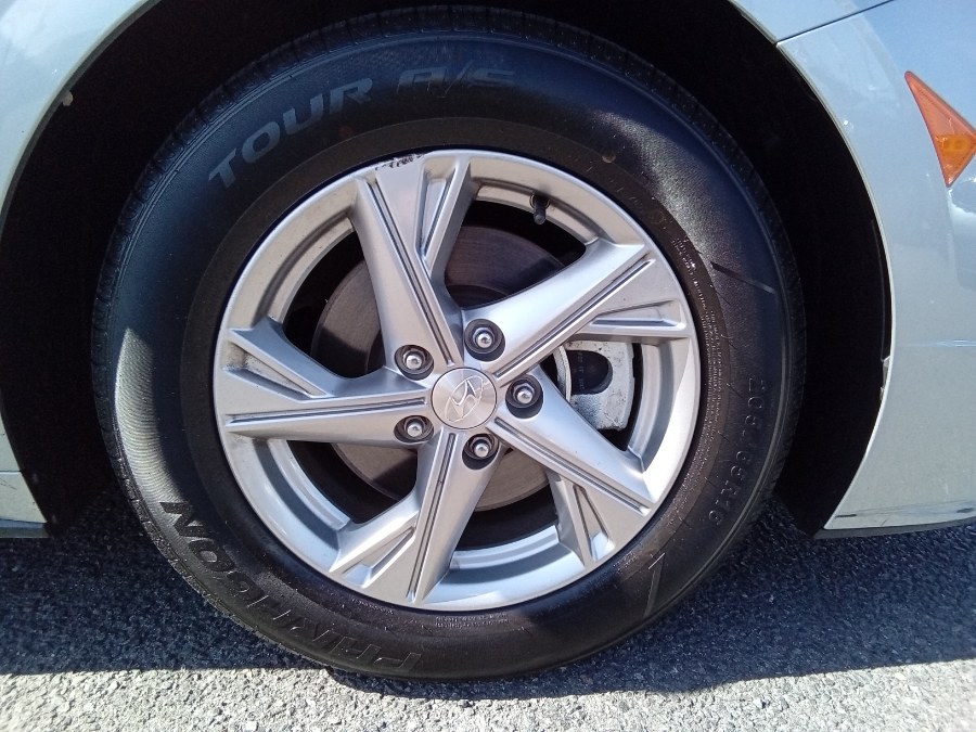 2021 Hyundai Sonata SE 2.5L, available for sale in Irvington, New Jersey | NJ Used Cars Center. Irvington, New Jersey 2021 Hyundai Sonata SE 2.5L, available for sale in Irvington, New Jersey | NJ Used Cars Center. Irvington, New Jersey