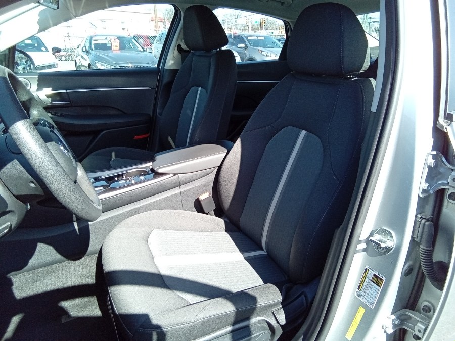 2021 Hyundai Sonata SE 2.5L, available for sale in Irvington, New Jersey | NJ Used Cars Center. Irvington, New Jersey 2021 Hyundai Sonata SE 2.5L, available for sale in Irvington, New Jersey | NJ Used Cars Center. Irvington, New Jersey