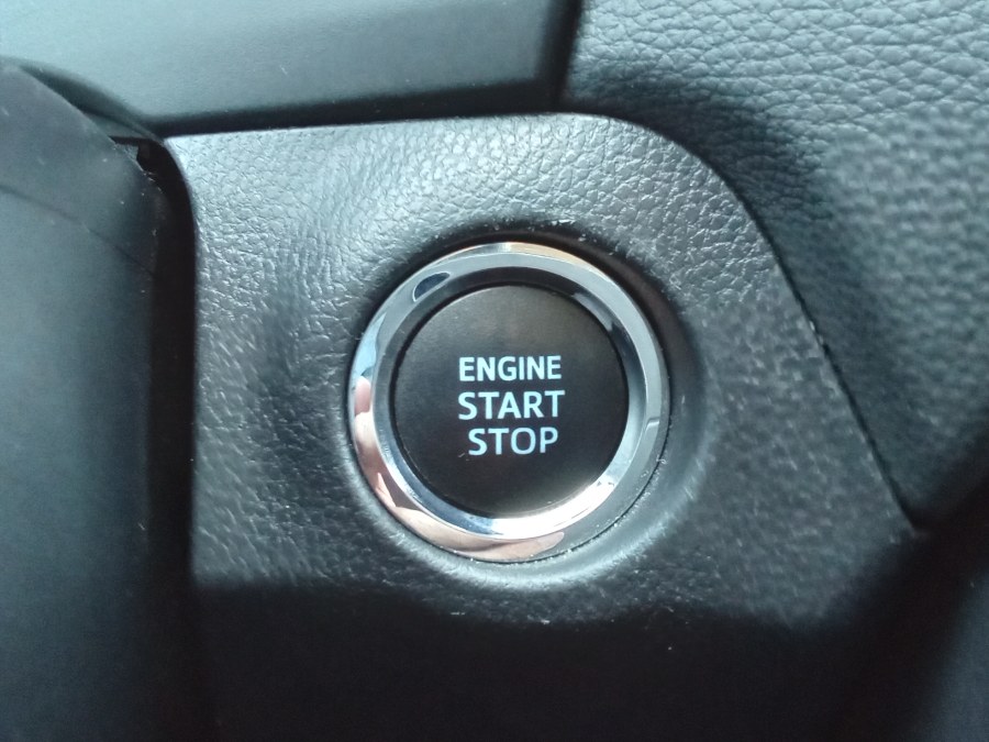 2021 Toyota RAV4 XLE FWD (Natl), available for sale in Irvington, New Jersey | NJ Used Cars Center. Irvington, New Jersey 2021 Toyota RAV4 XLE FWD (Natl), available for sale in Irvington, New Jersey | NJ Used Cars Center. Irvington, New Jersey