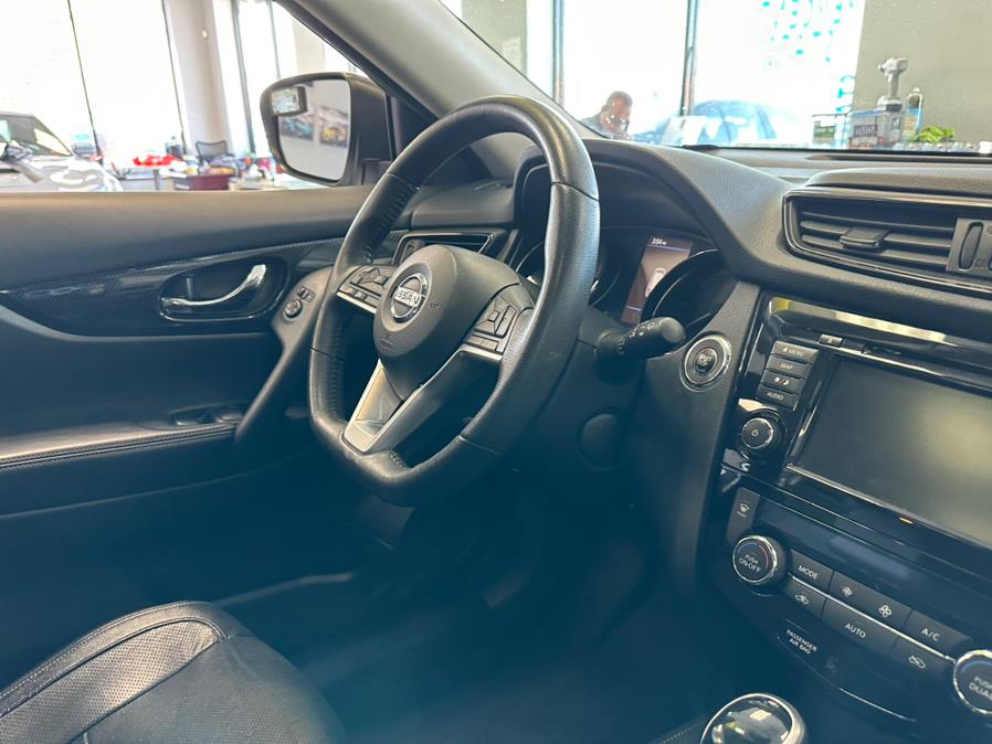 2019 Nissan Rogue AWD SL, available for sale in Inwood, New York | 5 Towns Drive. Inwood, New York 2019 Nissan Rogue AWD SL, available for sale in Inwood, New York | 5 Towns Drive. Inwood, New York