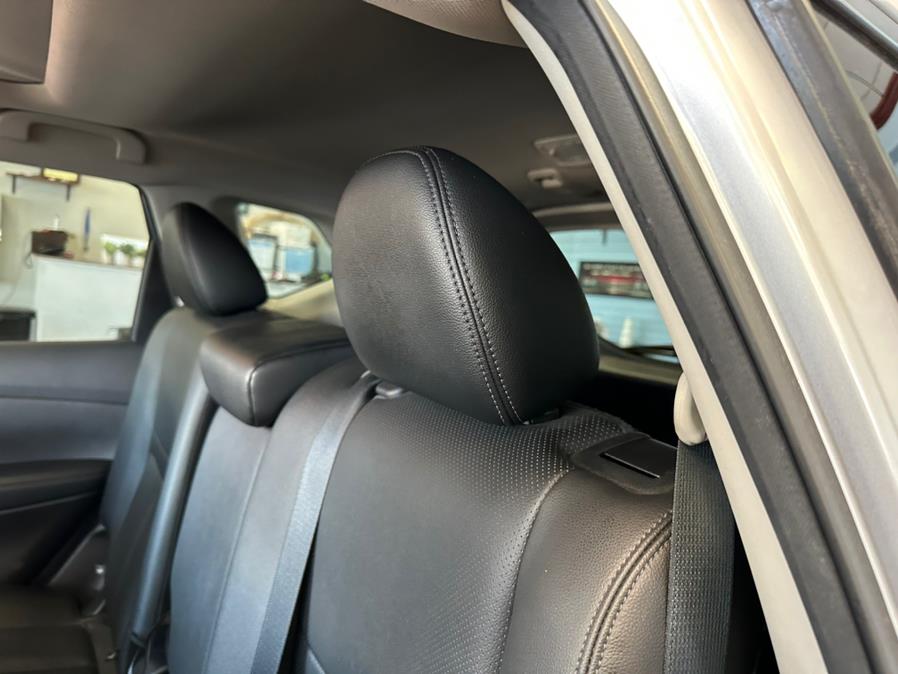2019 Nissan Rogue AWD SL, available for sale in Inwood, New York | 5 Towns Drive. Inwood, New York 2019 Nissan Rogue AWD SL, available for sale in Inwood, New York | 5 Towns Drive. Inwood, New York