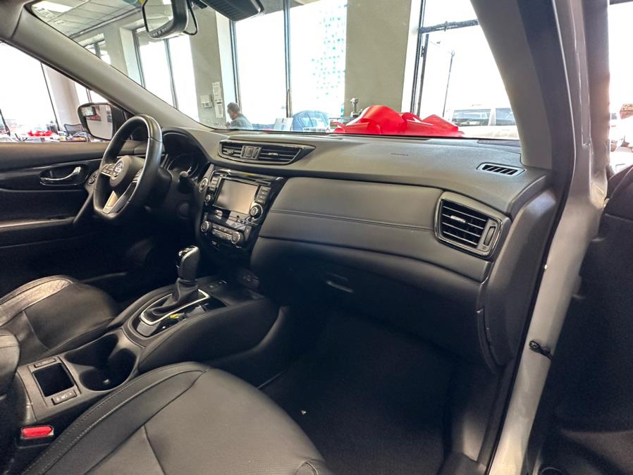 2019 Nissan Rogue AWD SL, available for sale in Inwood, New York | 5 Towns Drive. Inwood, New York 2019 Nissan Rogue AWD SL, available for sale in Inwood, New York | 5 Towns Drive. Inwood, New York