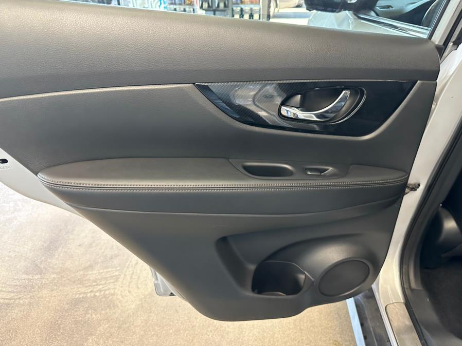 2019 Nissan Rogue AWD SL, available for sale in Inwood, New York | 5 Towns Drive. Inwood, New York 2019 Nissan Rogue AWD SL, available for sale in Inwood, New York | 5 Towns Drive. Inwood, New York