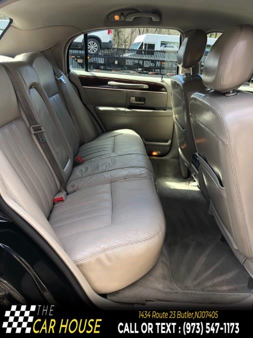 2007 Lincoln Town Car 4dr Sdn Signature, available for sale in Butler, New Jersey | The Car House. Butler, New Jersey 2007 Lincoln Town Car 4dr Sdn Signature, available for sale in Butler, New Jersey | The Car House. Butler, New Jersey