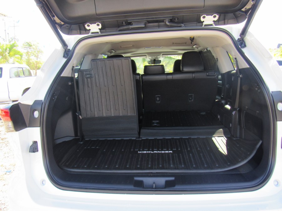 2020 Toyota Highlander XLE AWD (Natl), available for sale in San Francisco de Macoris Rd, Dominican Republic | Hilario Auto Import. San Francisco de Macoris Rd, Dominican Republic 2020 Toyota Highlander XLE AWD (Natl), available for sale in San Francisco de Macoris Rd, Dominican Republic | Hilario Auto Import. San Francisco de Macoris Rd, Dominican Republic