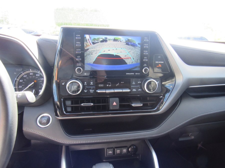 2020 Toyota Highlander XLE AWD (Natl), available for sale in San Francisco de Macoris Rd, Dominican Republic | Hilario Auto Import. San Francisco de Macoris Rd, Dominican Republic 2020 Toyota Highlander XLE AWD (Natl), available for sale in San Francisco de Macoris Rd, Dominican Republic | Hilario Auto Import. San Francisco de Macoris Rd, Dominican Republic
